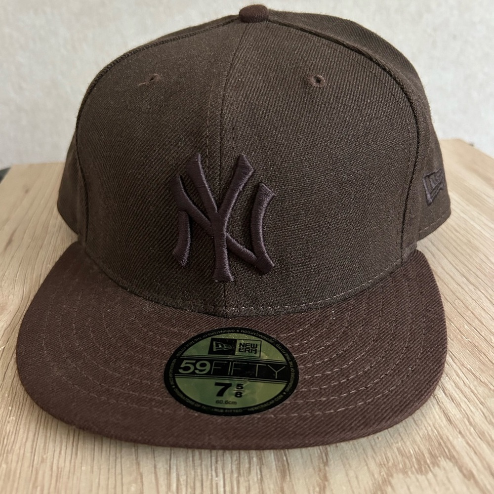 NEW YORK YANKEES New Era 59FIFTY 2 Tone Hat Cap VTG Wool USA 7 5/8